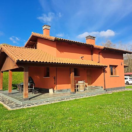 La Casita De Titi Villa Pravia Exterior photo