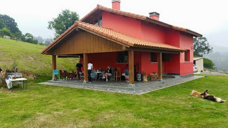 La Casita De Titi Villa Pravia Exterior photo